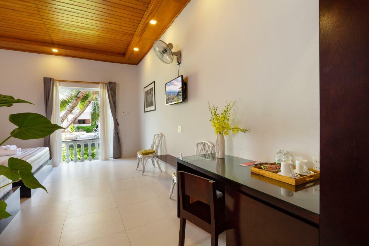 La Paloma Villa Nha Trang Esterno foto